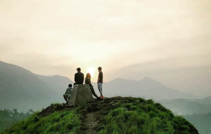 9 Days 8 Nights - Houseboat | Kovalam | Munnar | Thekkady